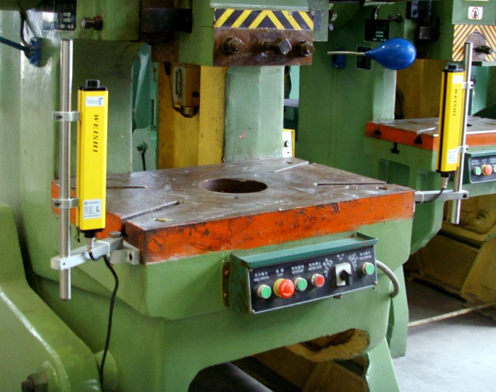 深圳市興兆業光電科技有限公司